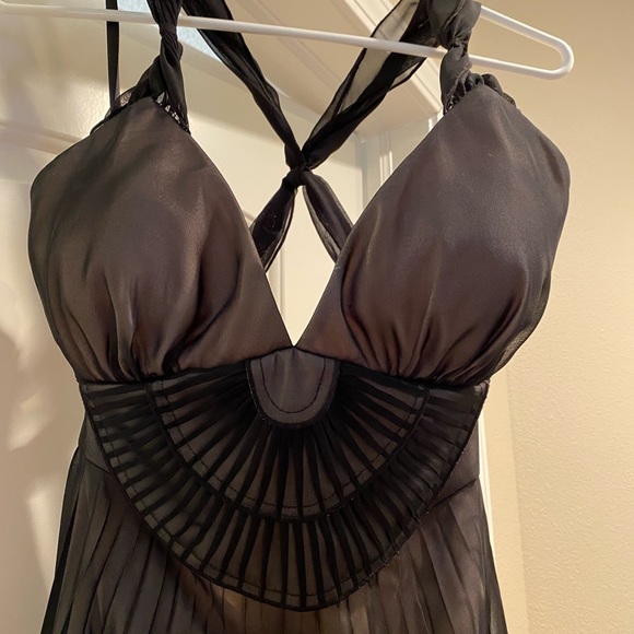 White House Black Market dress - Picture 2 of 3